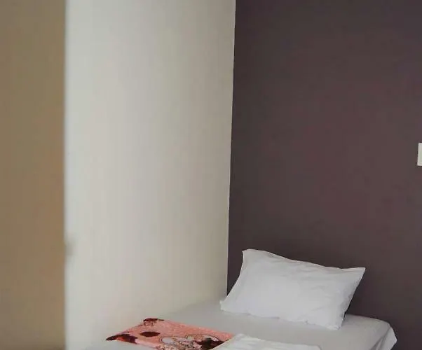 Cozy Mactan B&B 막탄